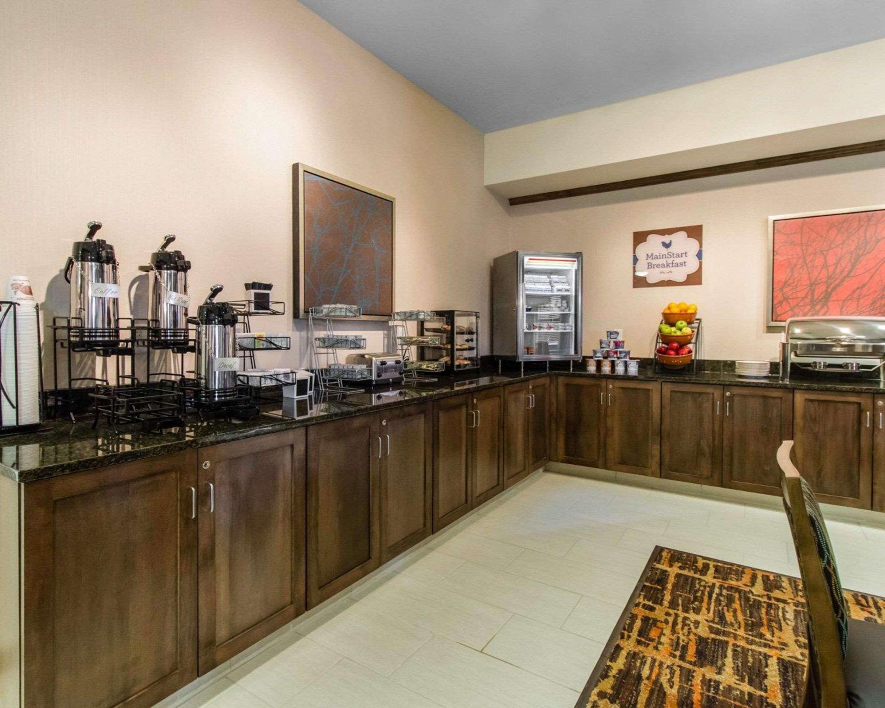Mainstay Suites Watford City - Event Center Zewnętrze zdjęcie