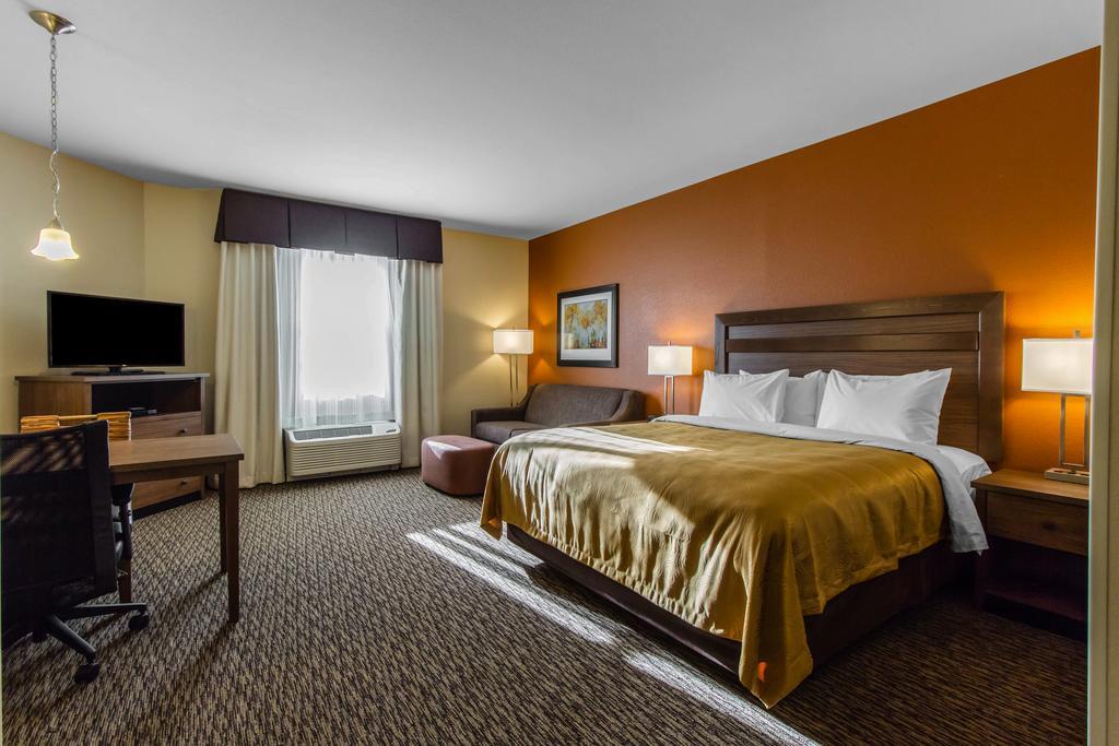 Mainstay Suites Watford City - Event Center Zewnętrze zdjęcie